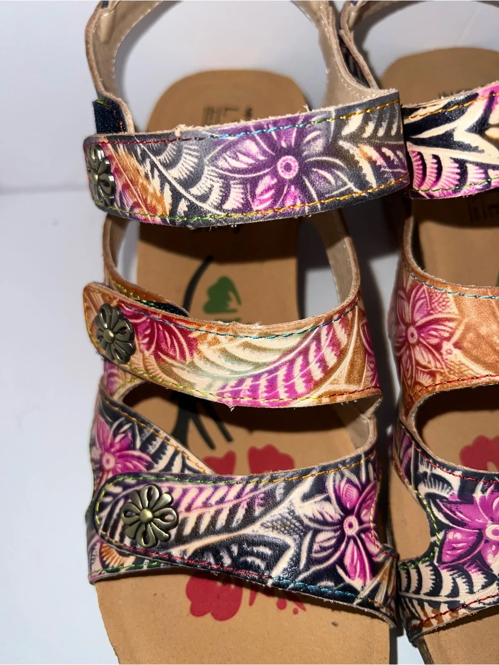 L’Artiste by Spring Step BONVOYAGE Women’s Floral Leather Wedge Sandals – EU 39